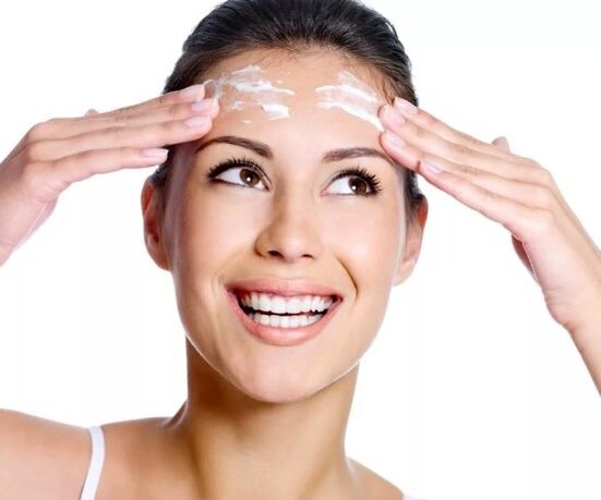 Soins de la peau après le rajeunissement